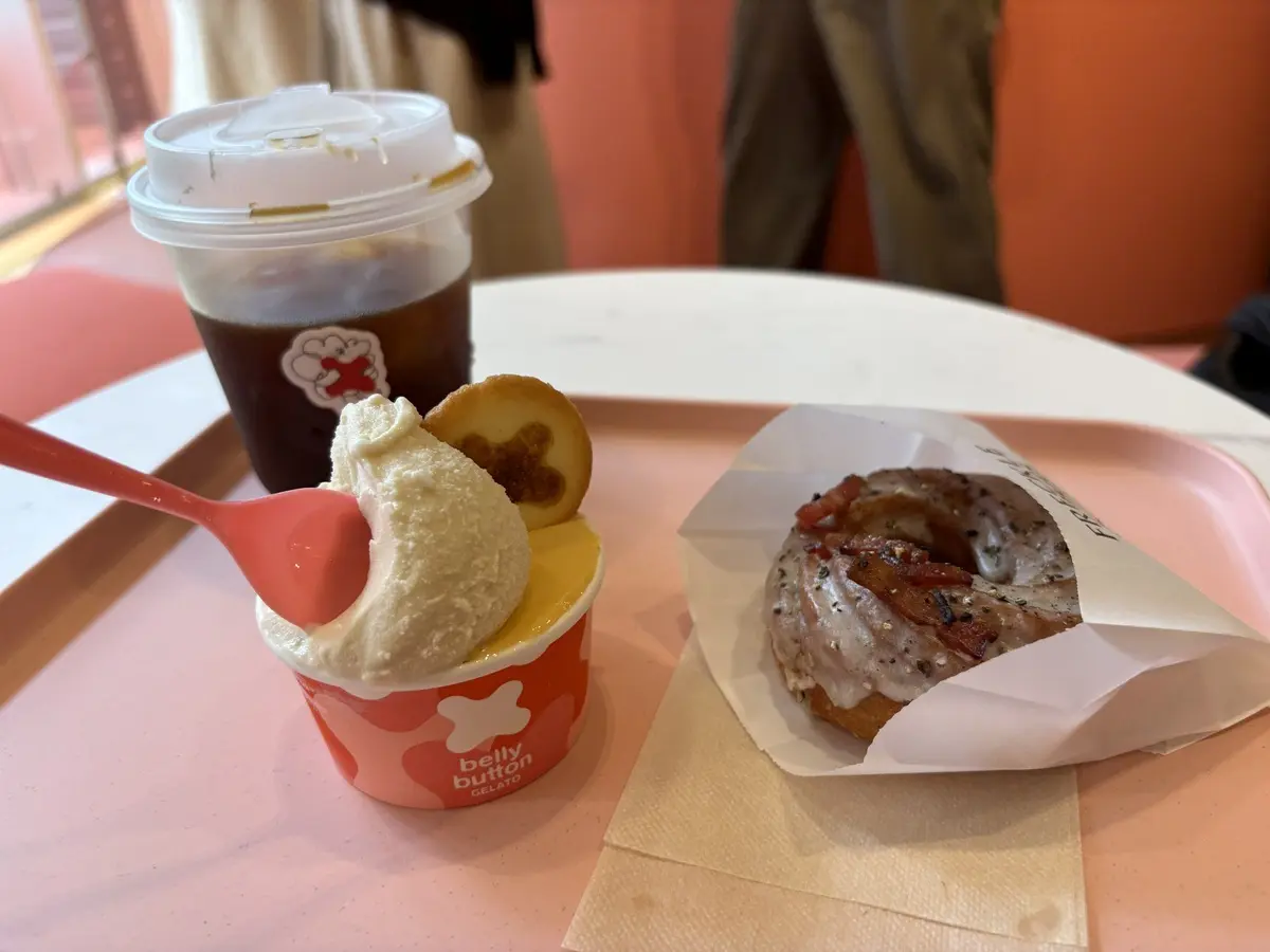 FRECKLE donuts + belly button GELATO 自由が丘デュアオーネ1階にオープン