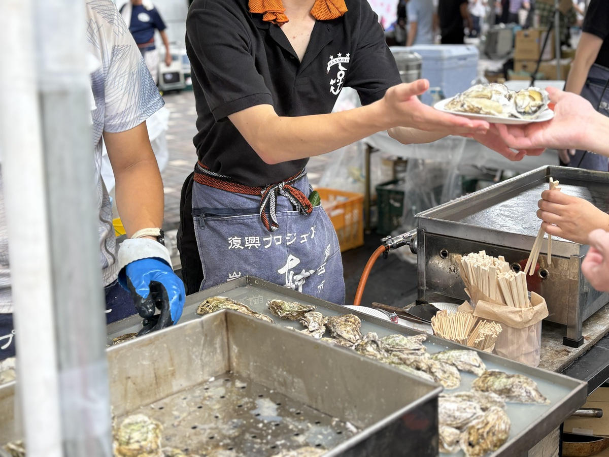 蒸し牡蠣