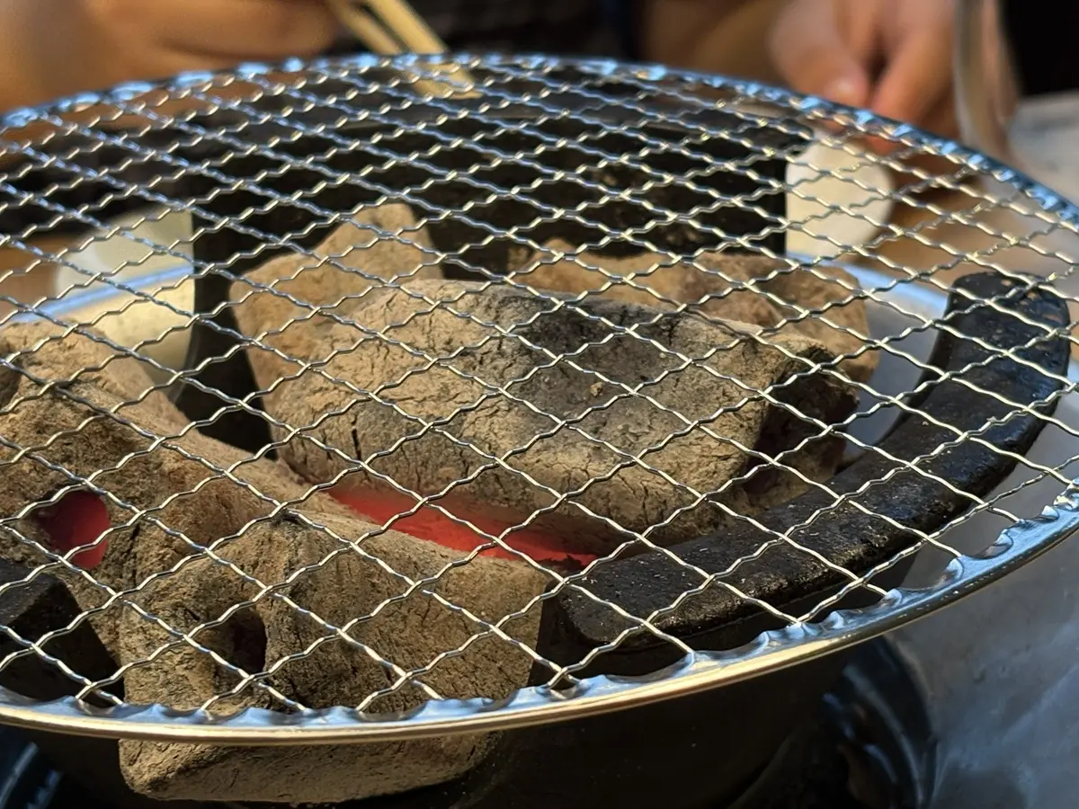 卓上で炭火焼肉が最高
