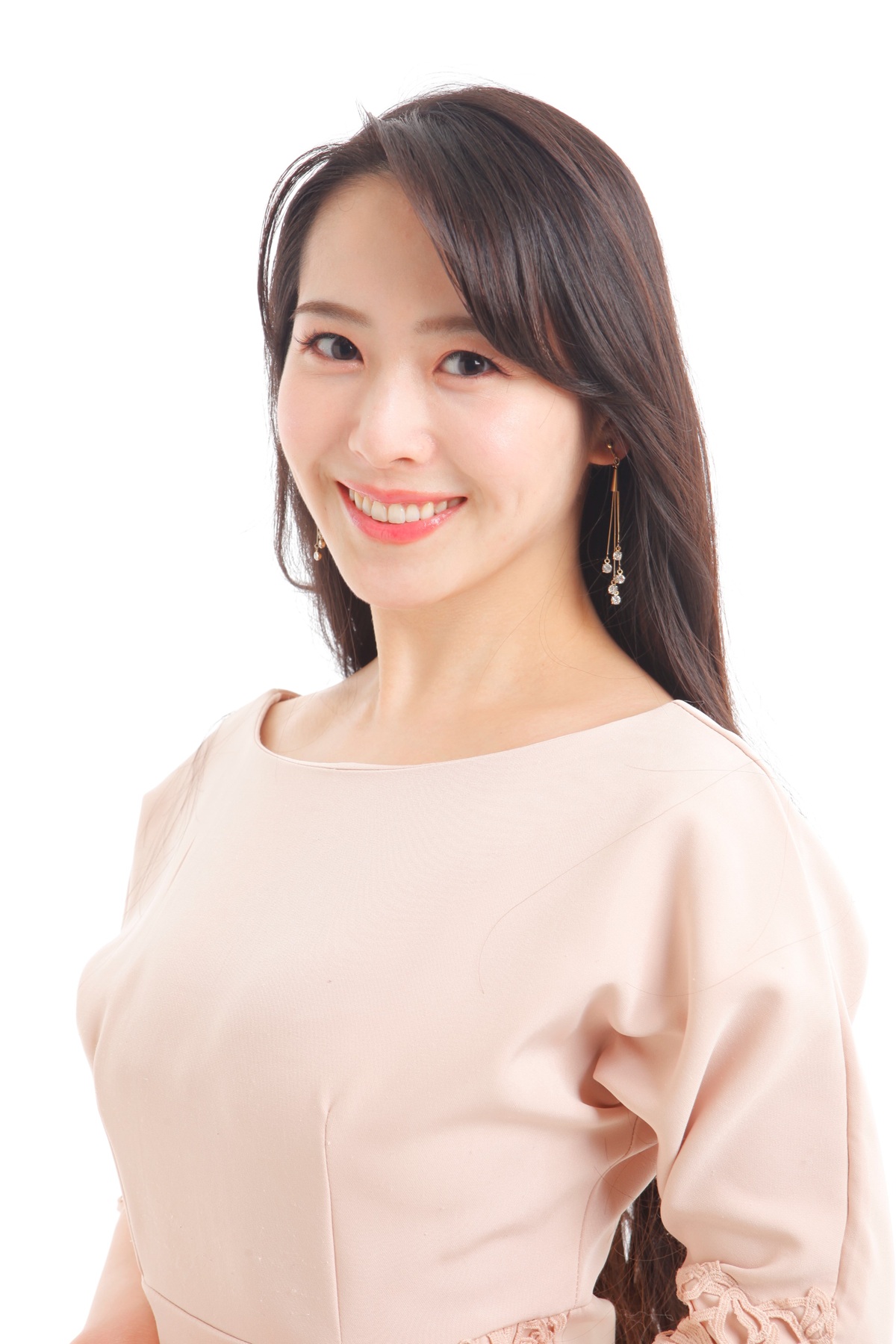 総合司会にフリーアナウンサー・玉木碧