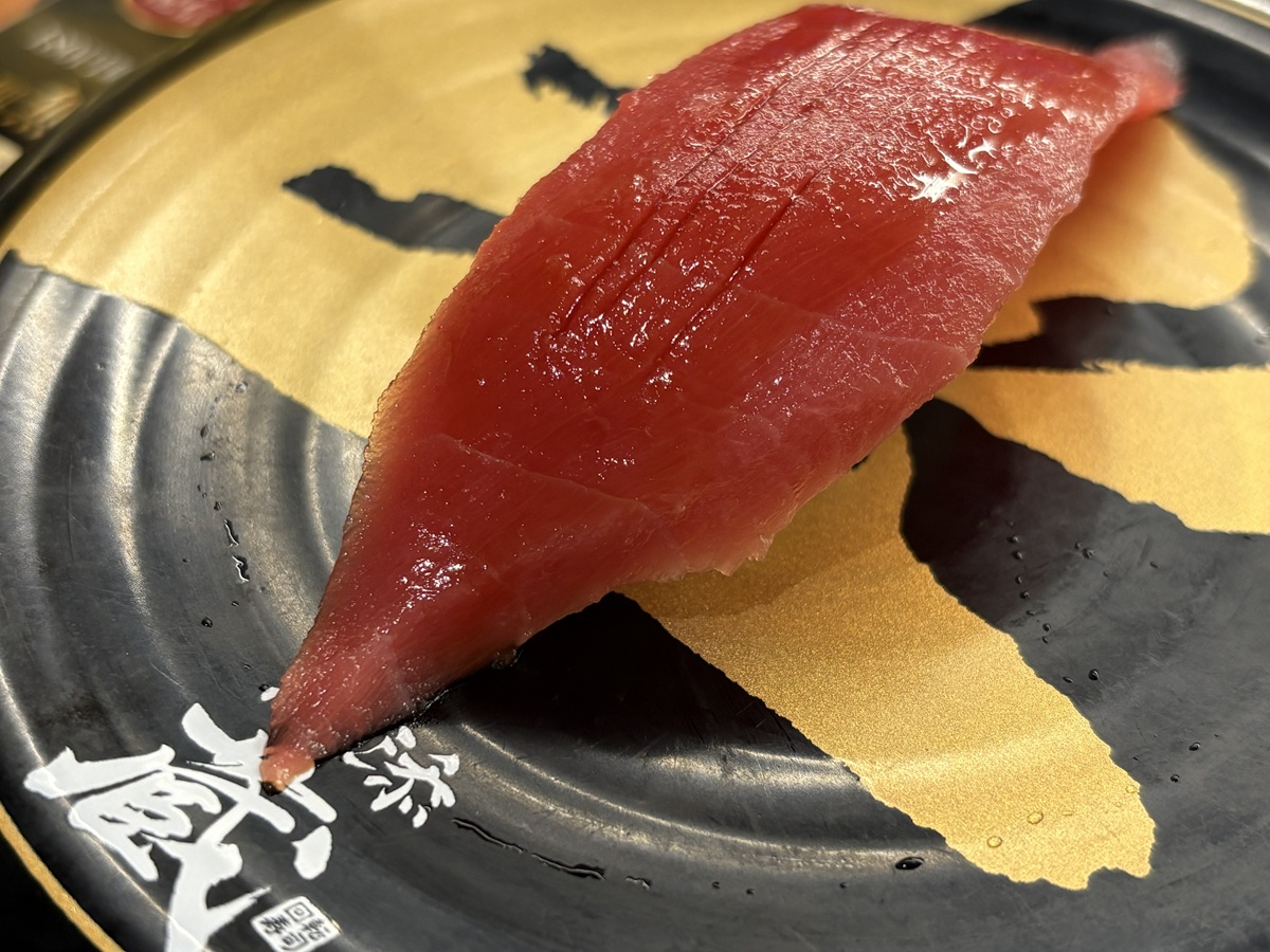 店内仕込みのマグロ